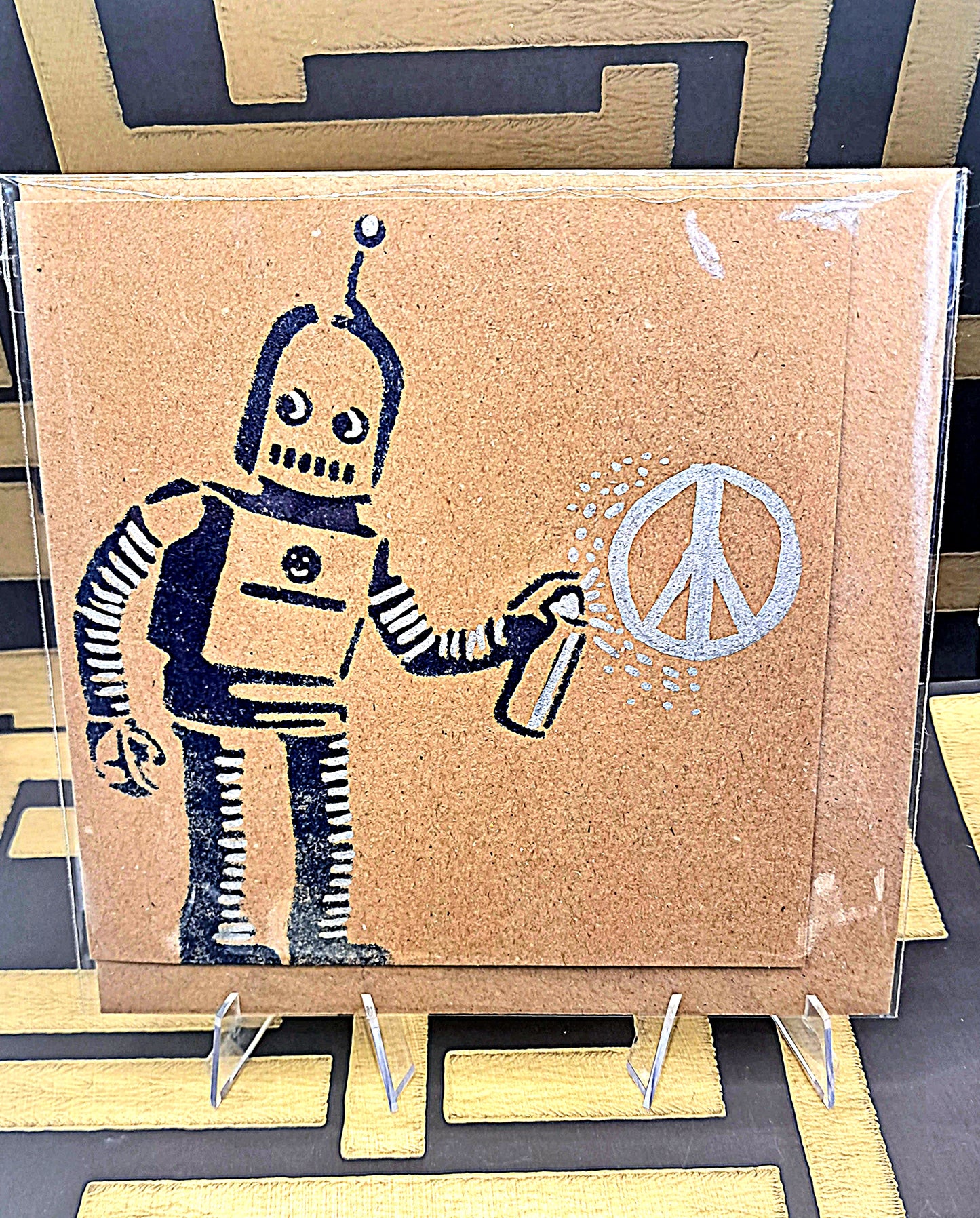 SHARE THE MESSAGE. HAND-PAINTED ECO-FRIENDLY GREETINGS CARD FOR GUYS.